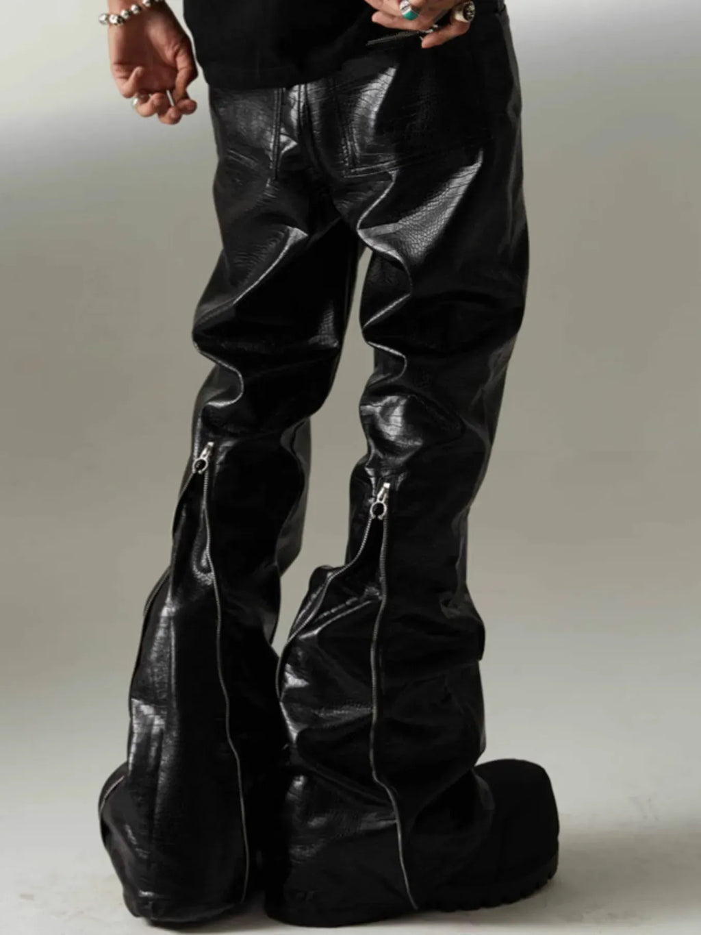 Trendsi Men's Leather Loose Fit Pants