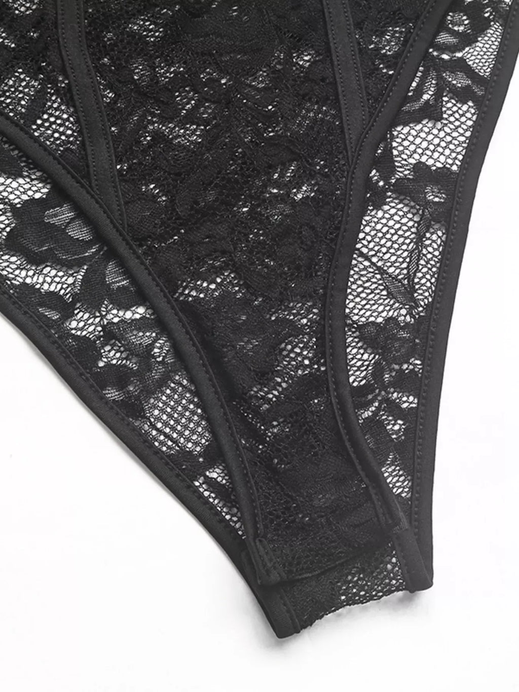 Trendsi Lace Long Sleeve Bodysuit