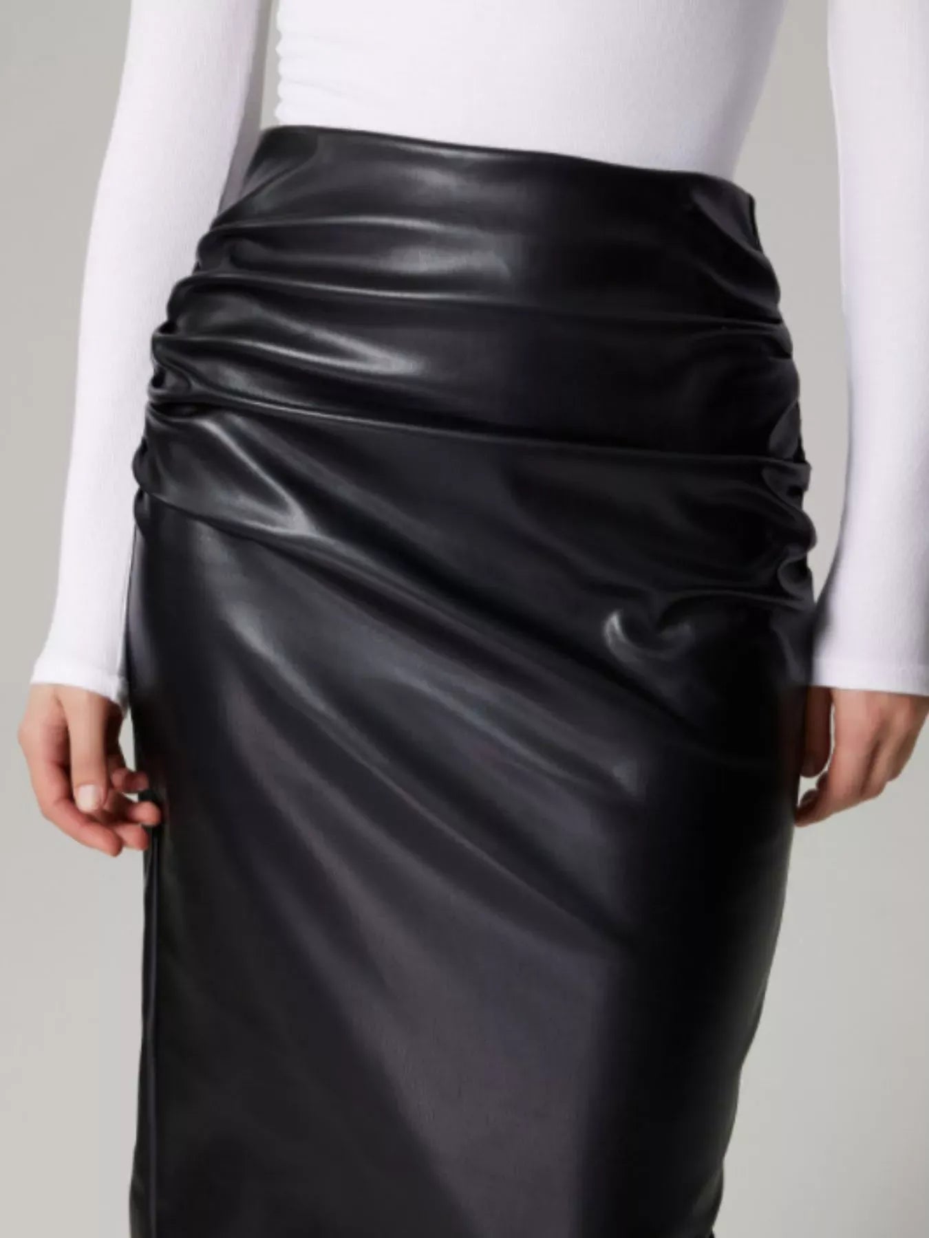 Trendsi Slit Back Leather Skirt