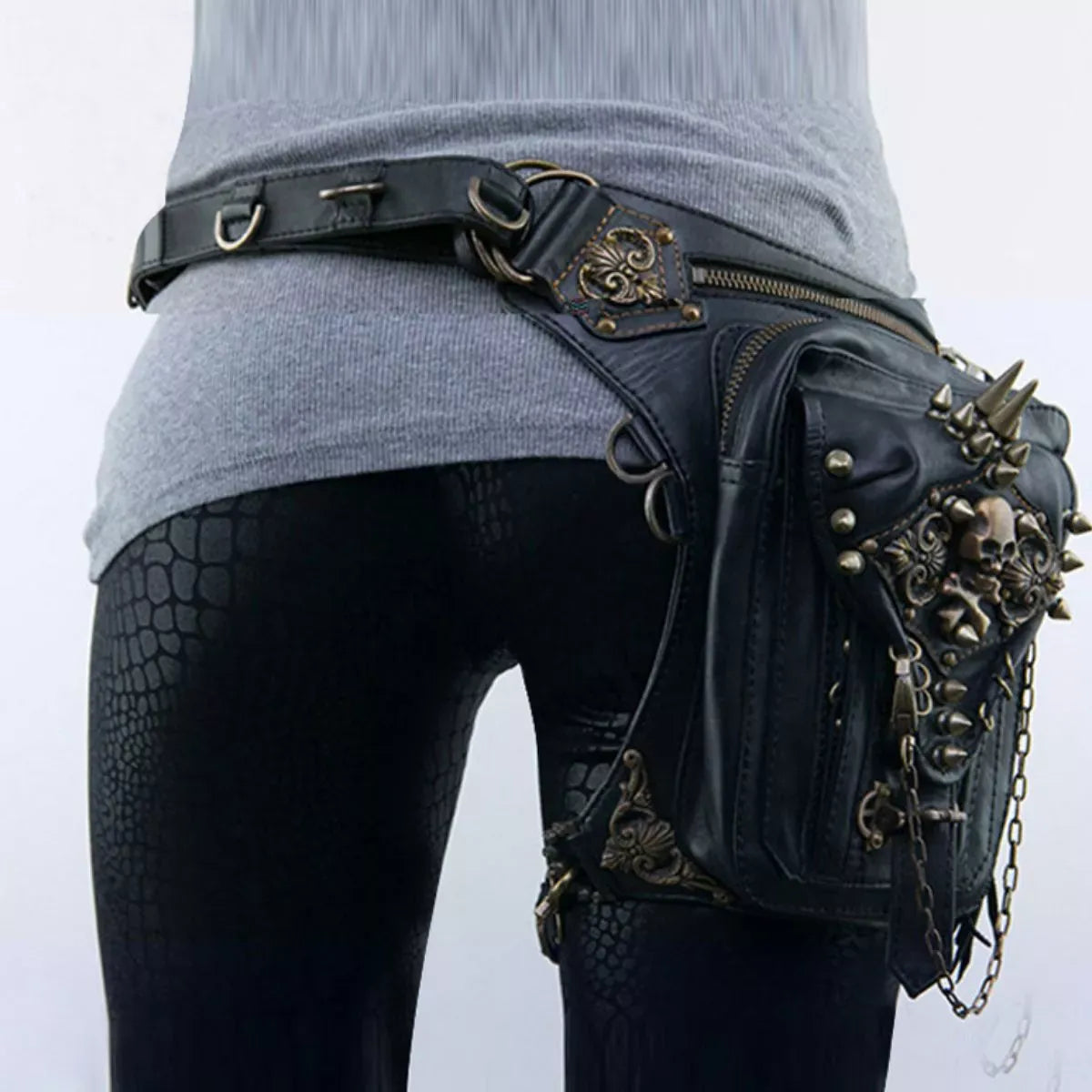 Trendsi Black / ONESIZE Steampunk Skull Decor Crossbody Bag