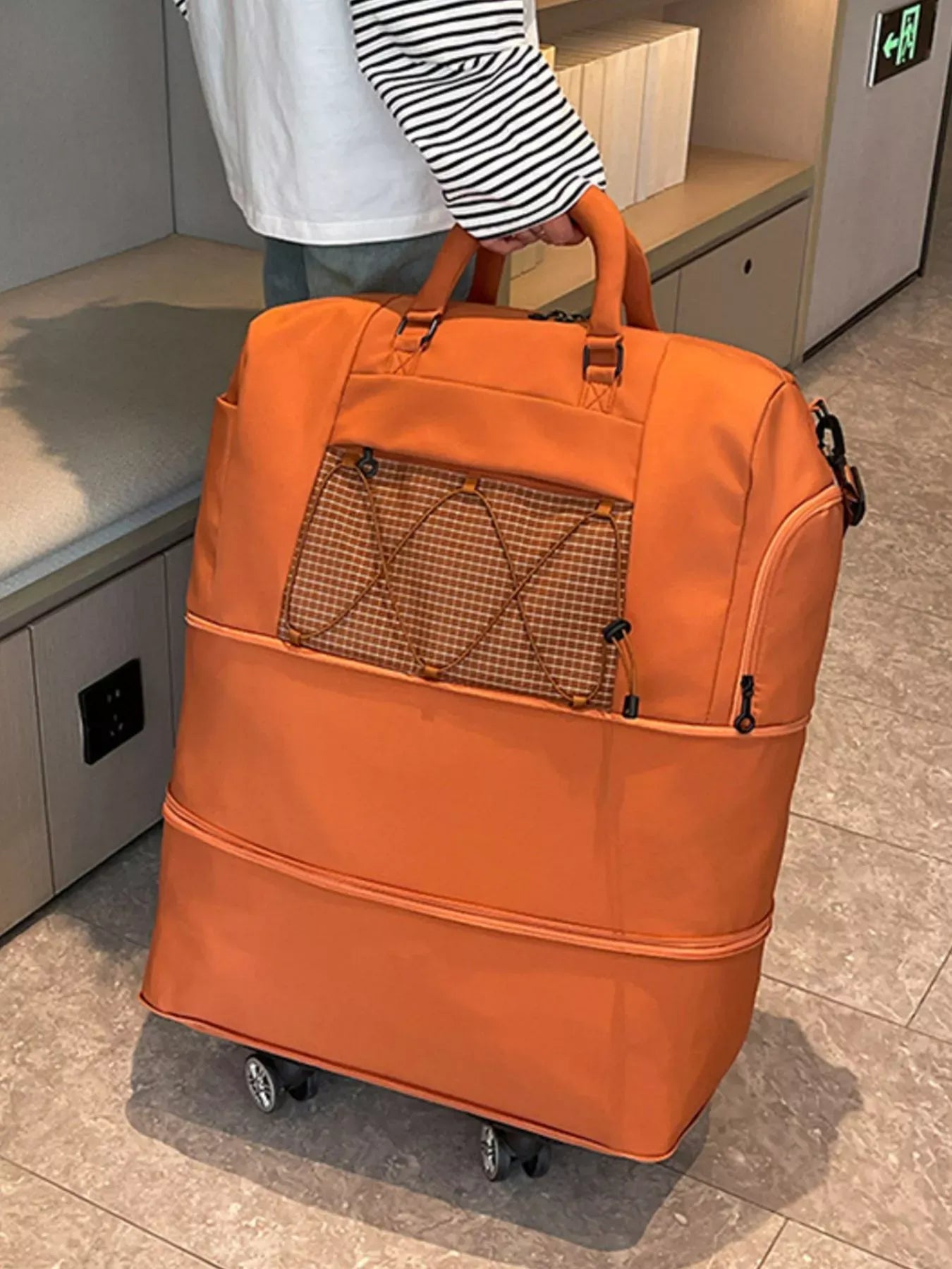 Trendsi Expandable Rolling Duffel Bag
