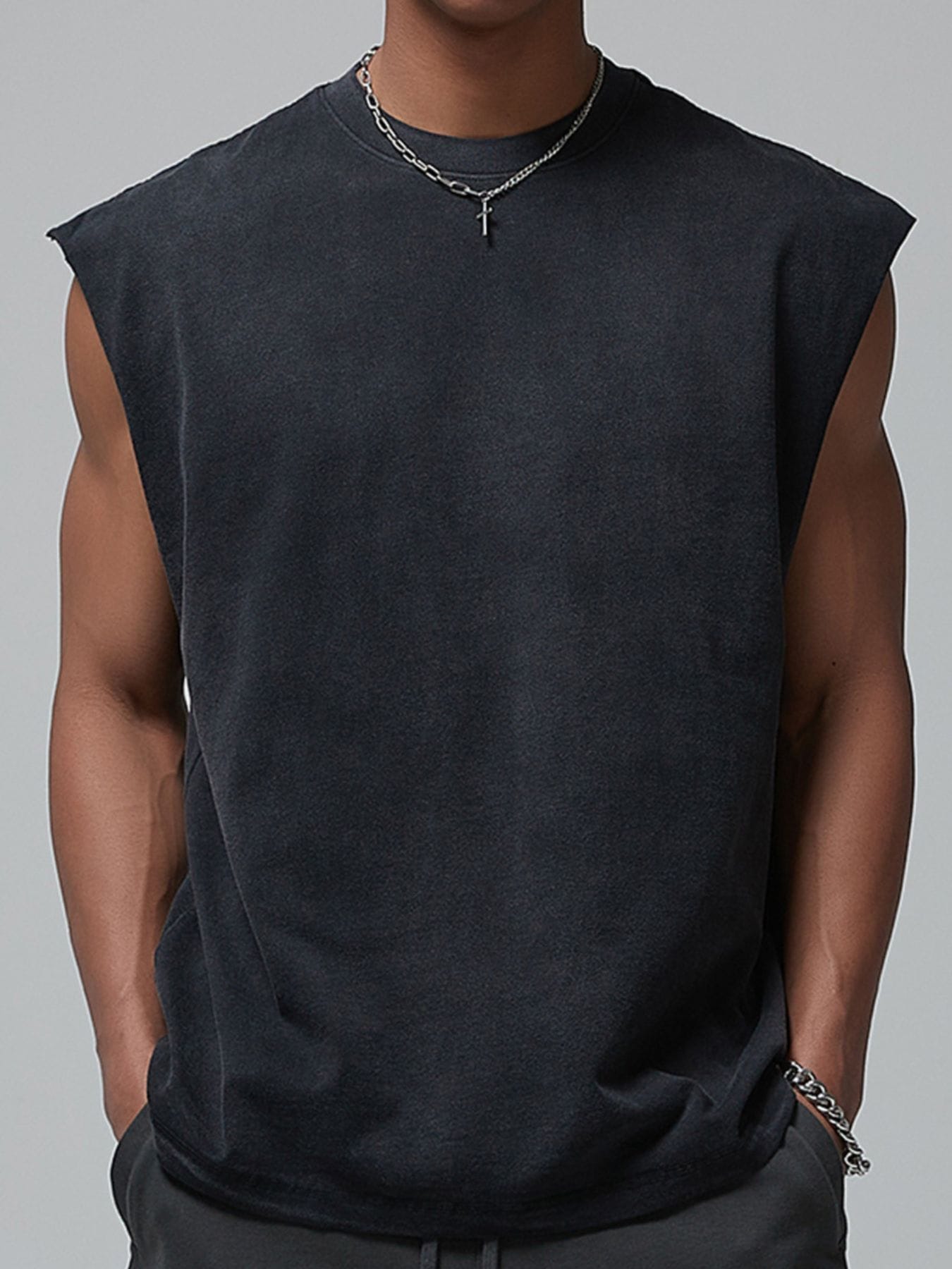 Trendsi Men's Round Neck Tank