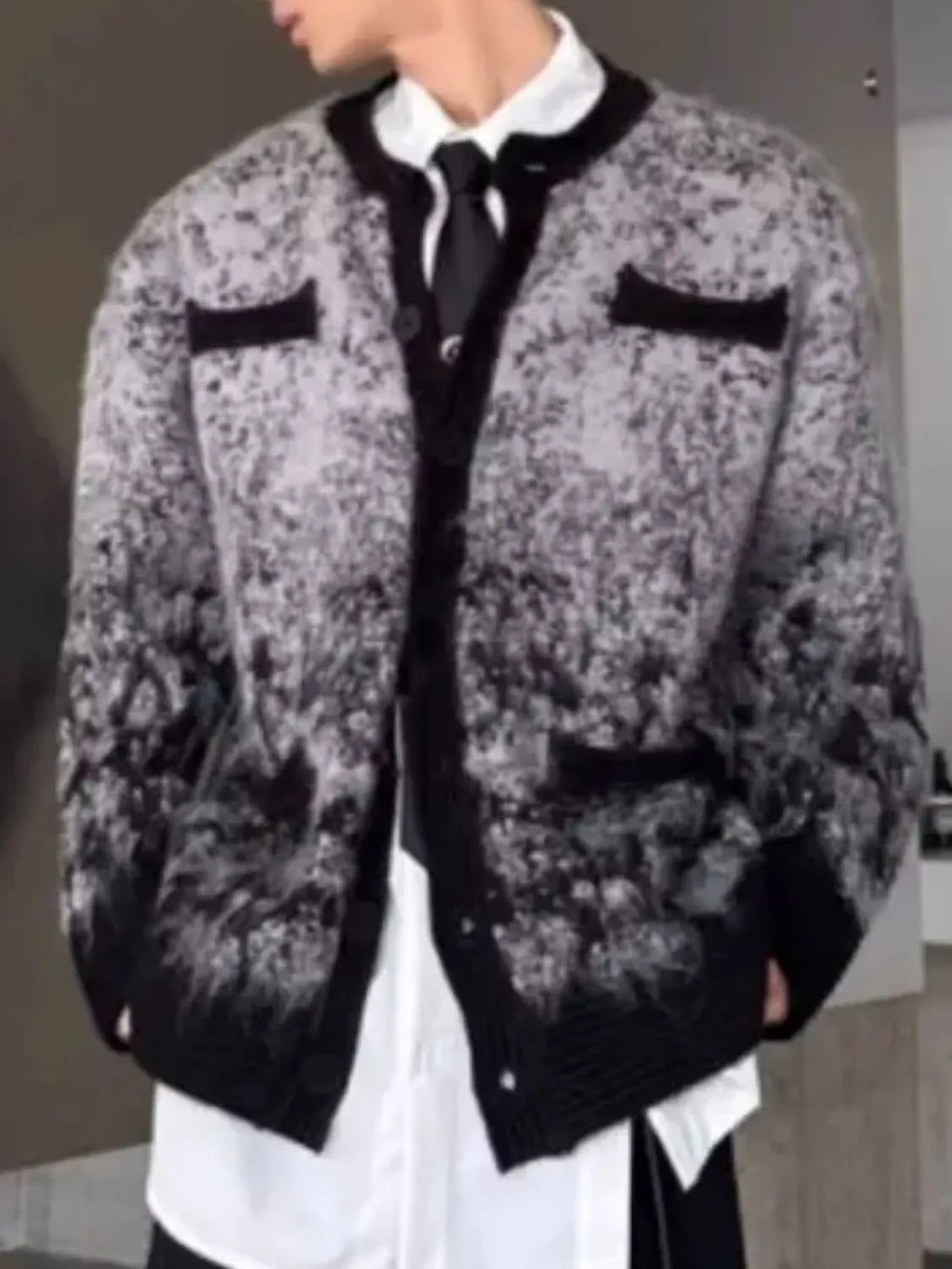 Trendsi Black / M Men's Gradient Long Sleeve Cardigan