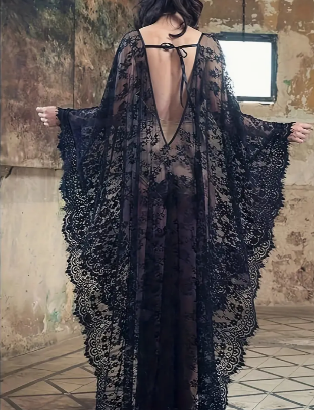 Dark Aesthetic High Priestess Kimono