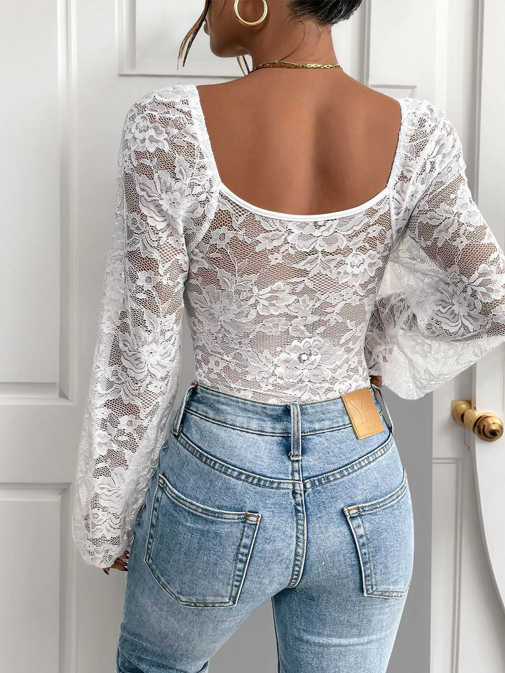 Trendsi Lace Long Sleeve Bodysuit
