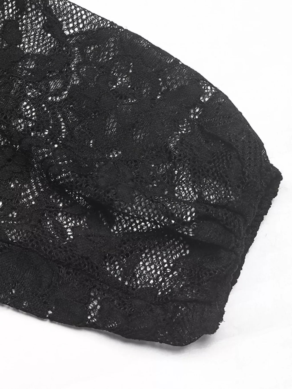 Trendsi Lace Long Sleeve Bodysuit