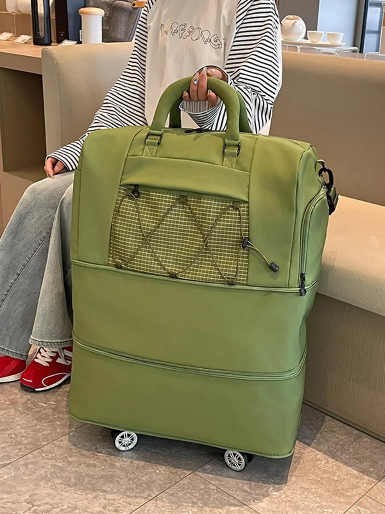 Trendsi Green / One Size Expandable Rolling Duffel Bag